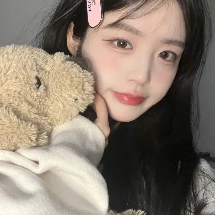 姐姐哭起来更漂亮了